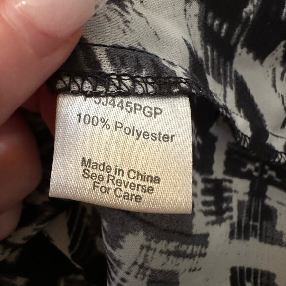 Parker black & white print sleeveless top size S - Picture 7 of 11